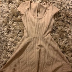 Patterned off white dress